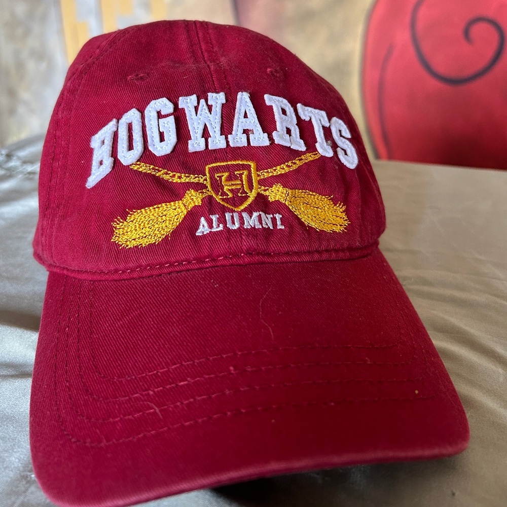 Harry Potter Cap - Hogwarts Alumni